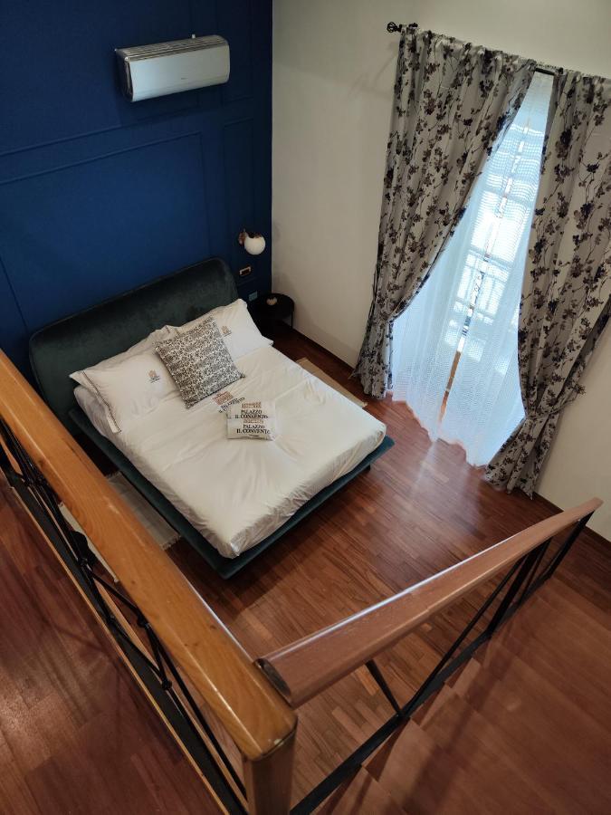Palazzo Il Convento Luxury Umberto I Couette-café